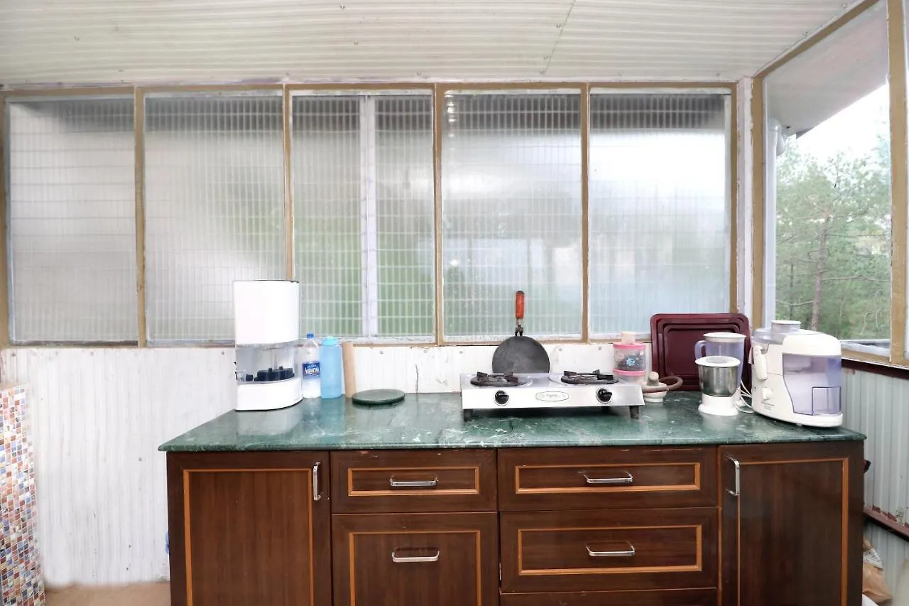 Valley View 2Bhk Abode Near Isbt, Tutikandi 심라 아파트