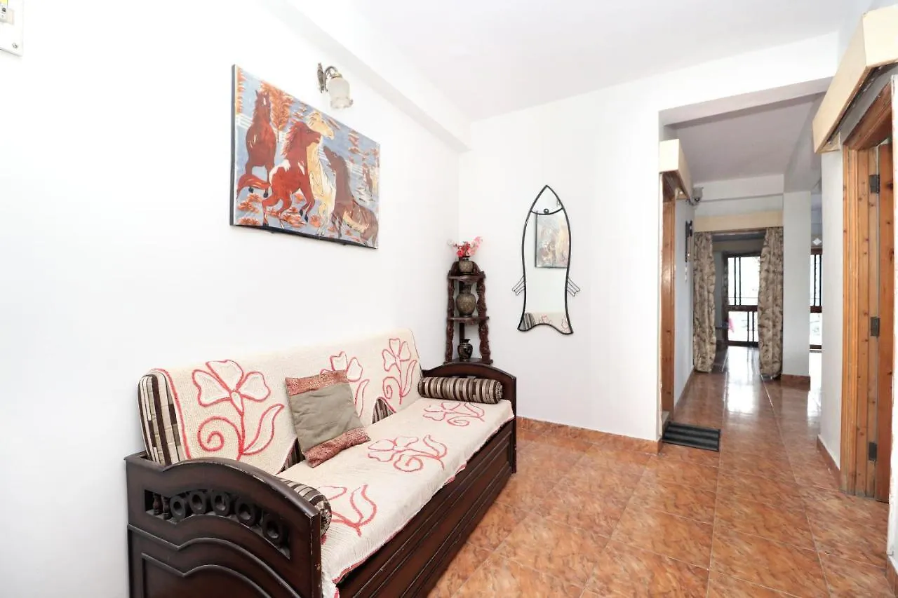 Valley View 2Bhk Abode Near Isbt, Tutikandi 심라